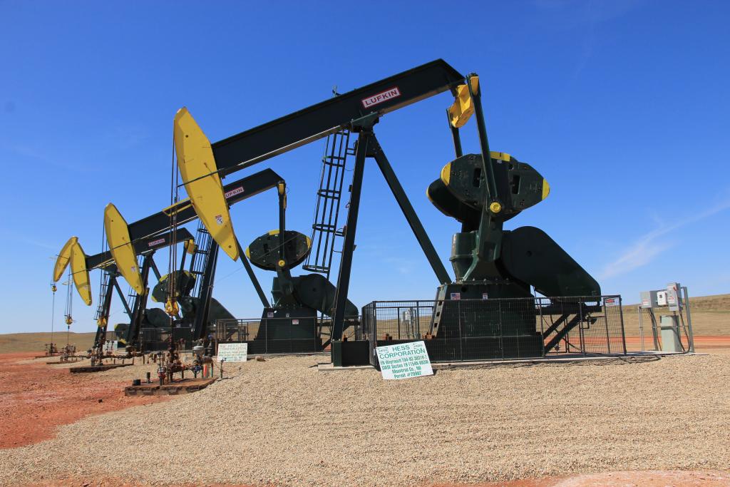 International Events Will Keep Oil Prices Remain Above $100 For Months