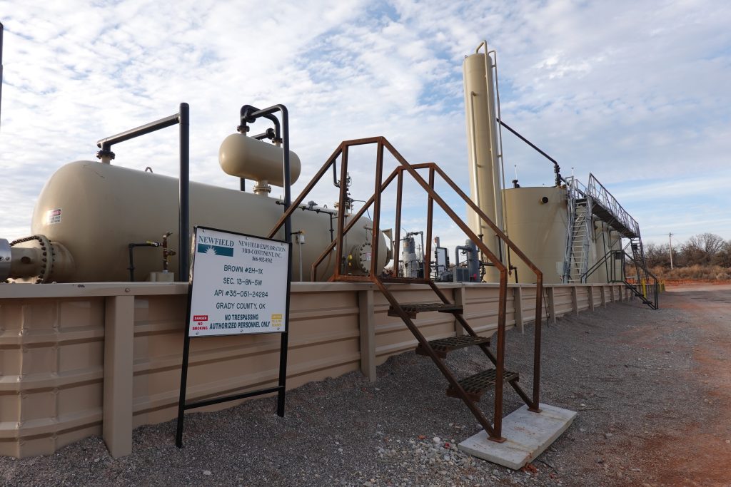 How Qualified Investors Benefit from Partnering with a Non-Operating Oil and Gas Investment Company
